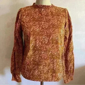 Universal Thread Small Floral Long Sleeve Keyhole Back Closure